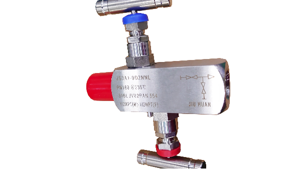 PN160內(nèi)外螺紋柱狀二閥組